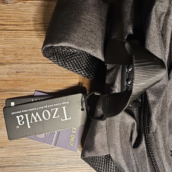 NWT Tzowla Laptop Business Backpack - Picture 6 of 7